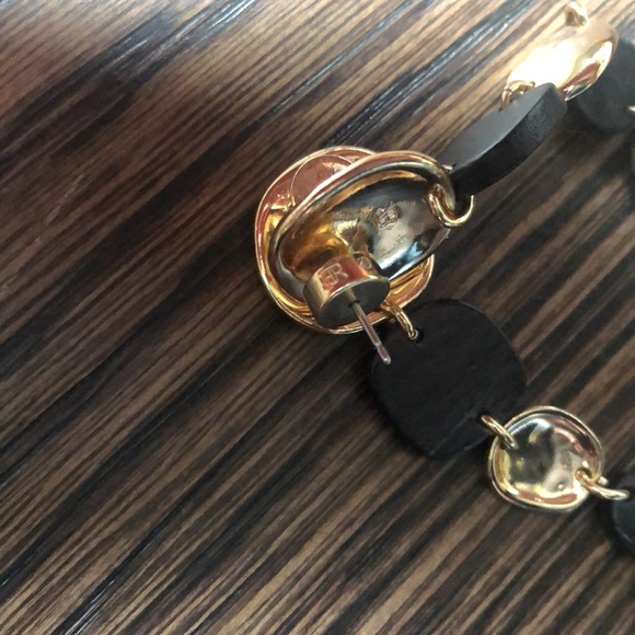 Banana Republic dangle earrings. - Picture 7 of 7